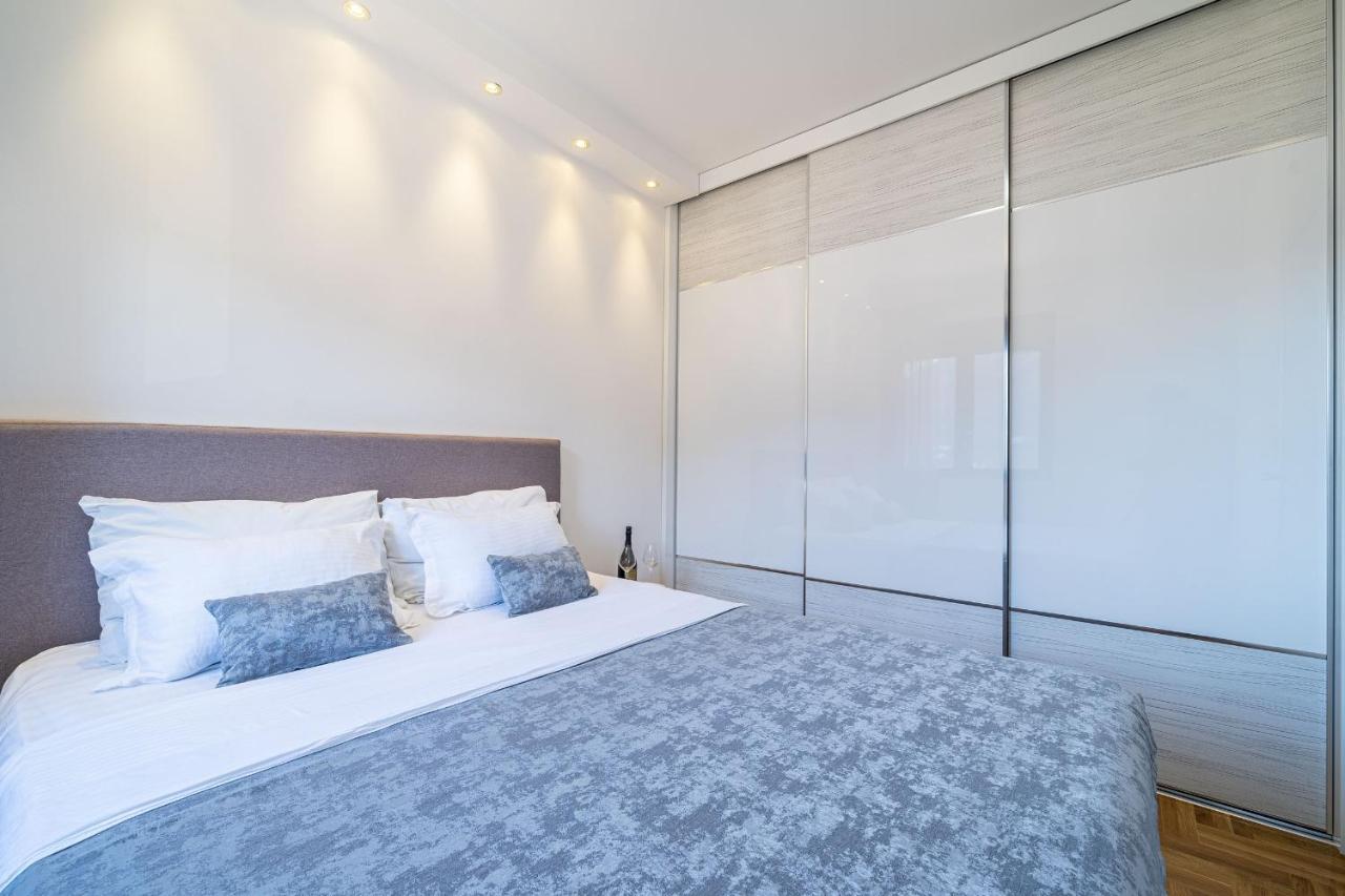 Boka View Luxury Suite - With Free Garage Parking Kotor Exterior photo